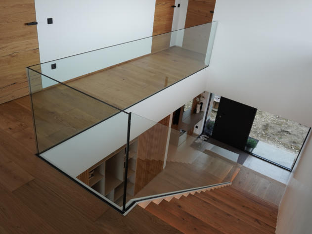 Ganzglasgeländer2
