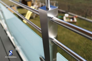 Balkon Edelstahlglas