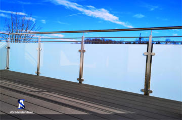 Balkongeländer Glas1