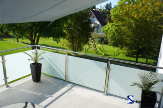 Terrassengeländer mit Glas3