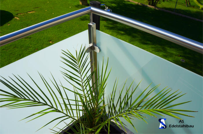 Terrassengeländer mit Glas